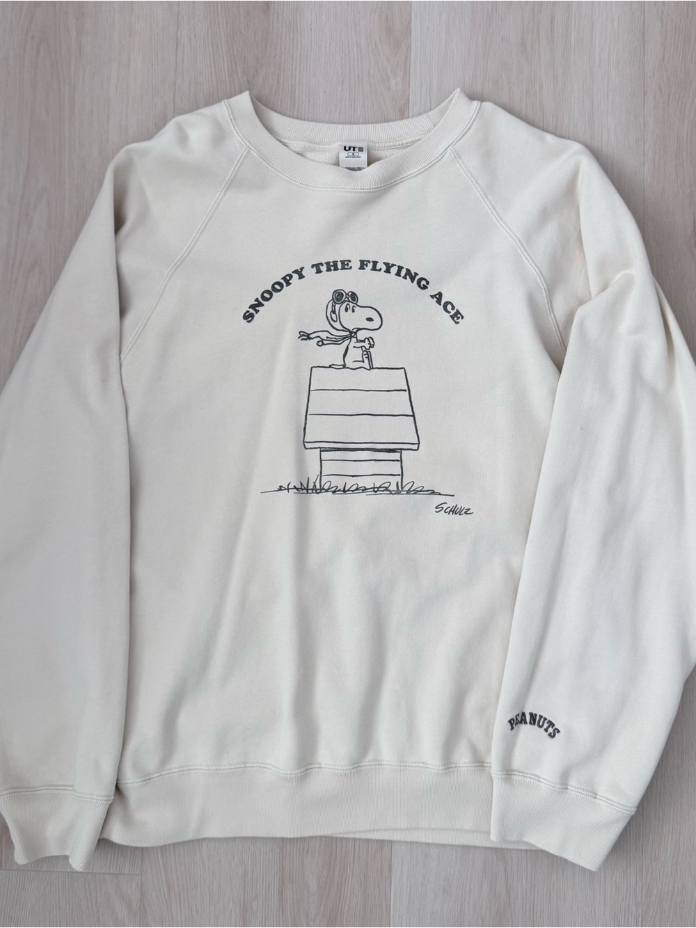 Peanuts 'Snoopy the Flying Ace' Cream Crewneck Sweatshirt
